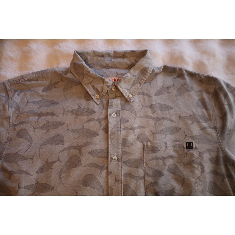 Mens HUK Short Sleeve Button Front Shirt Size 2XL Fishing Fish All‎ Over Gray